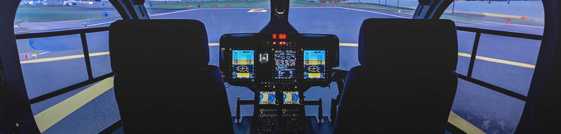 写真:Pilot training